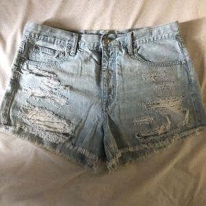 American Eagle High-Rise Festival Shorts